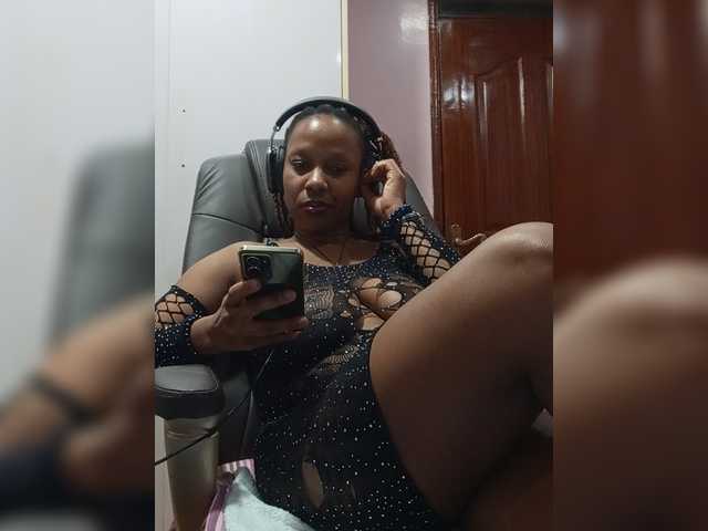 CandyLove live cam on BongaCams