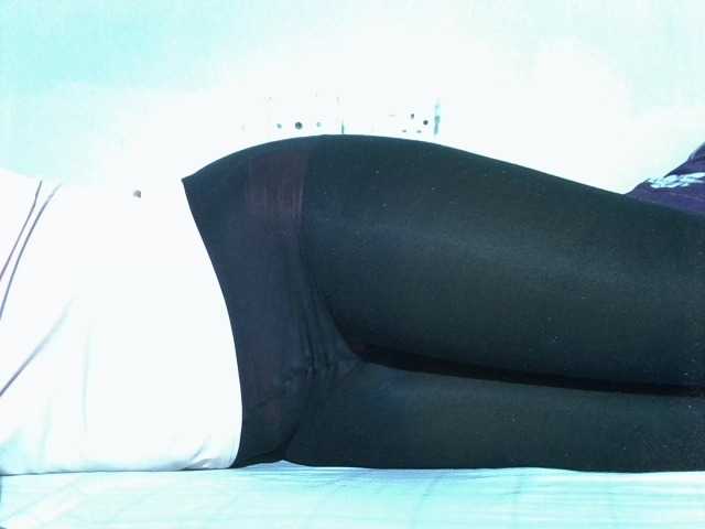Sexycharlet43 live cam on BongaCams