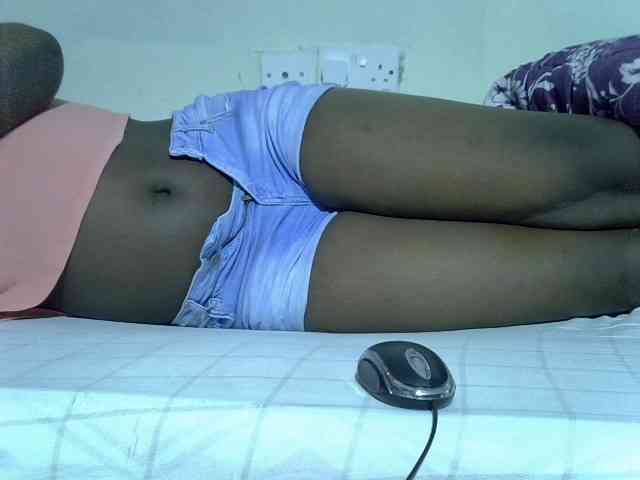 Sexycharlet43 webcam