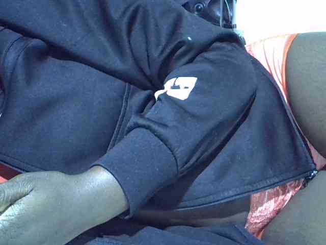 Sexycharlet43 webcam