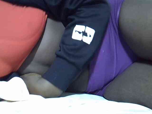 Sexycharlet43 webcam