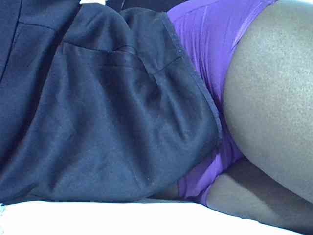 Sexycharlet43 webcam