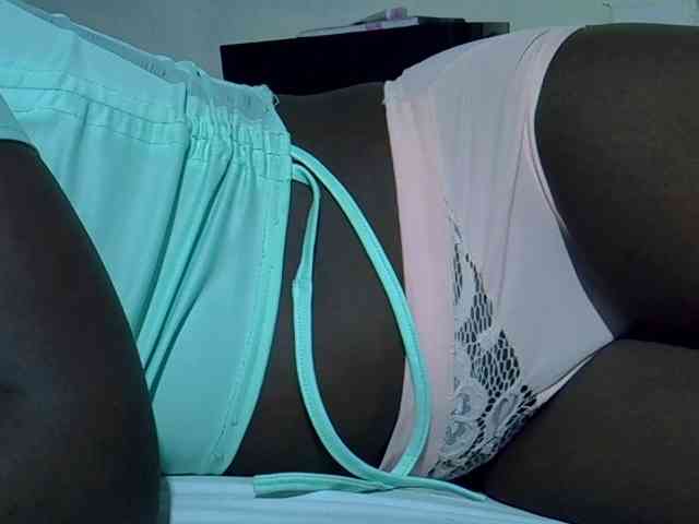 Sexycharlet43 webcam