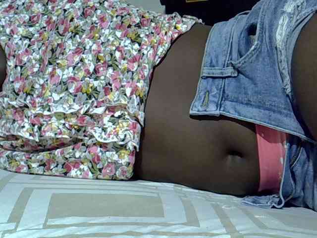 Sexycharlet43 webcam