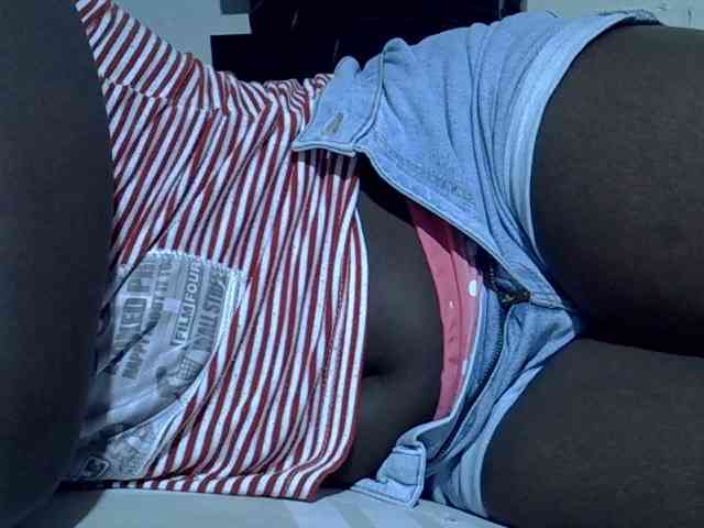 Sexycharlet43