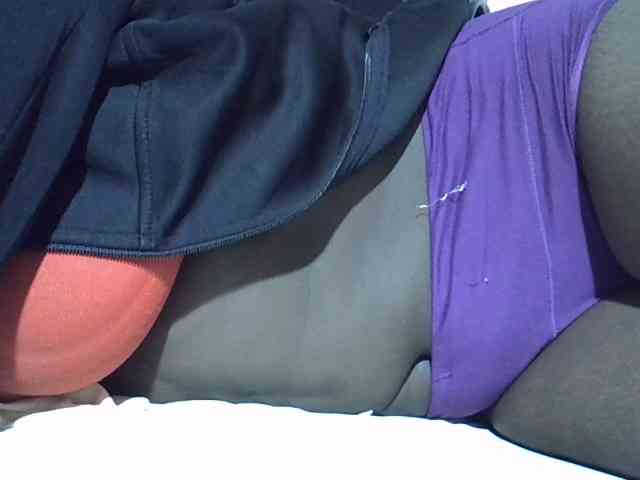 Sexycharlet43 webcam