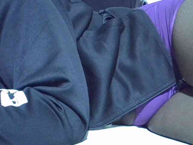 Sexycharlet43 webcam