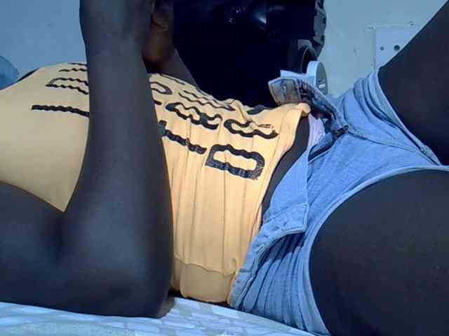 Sexycharlet43 webcam