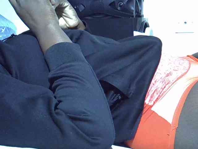 Sexycharlet43 webcam