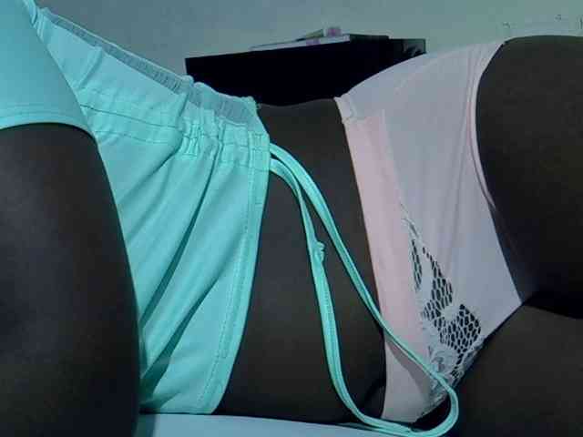 Sexycharlet43 webcam