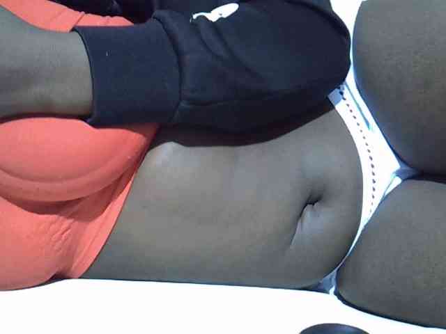 Sexycharlet43 webcam