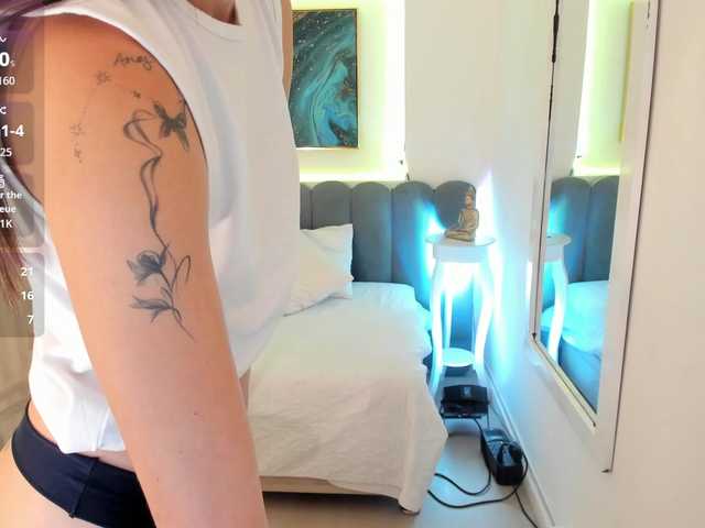 Ridwanaa live cam on BongaCams