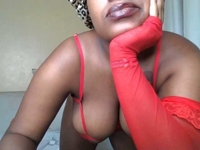 Busty-Bree live cam on BongaCams