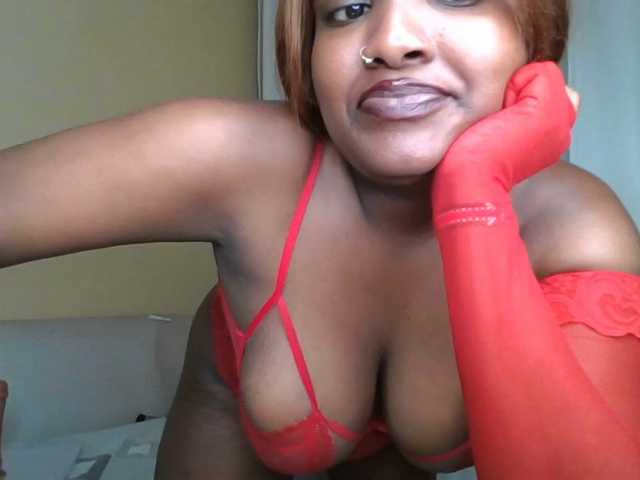 Busty-Bree live cam on BongaCams