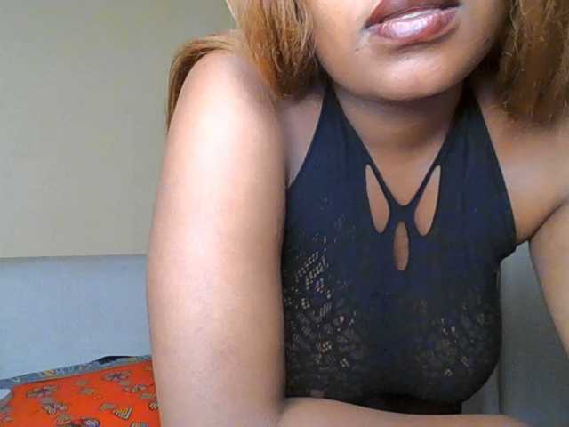 Busty-Bree live cam on BongaCams