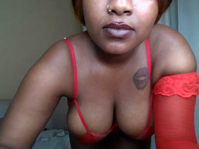 Busty-Bree live cam on BongaCams