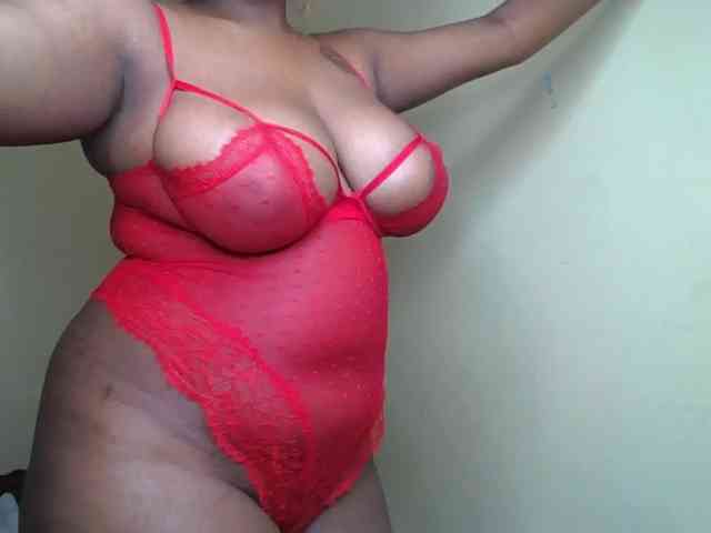 Busty-Bree