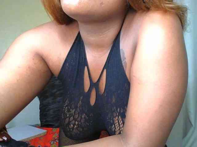 Busty-Bree