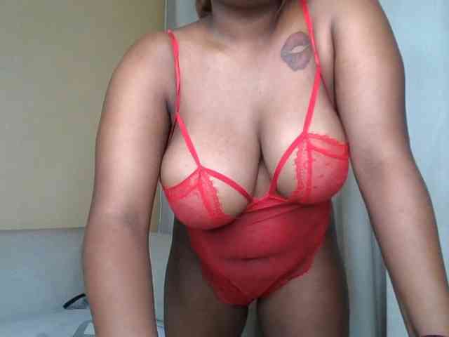Busty-Bree