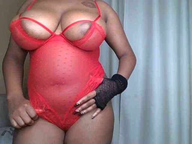 Busty-Bree