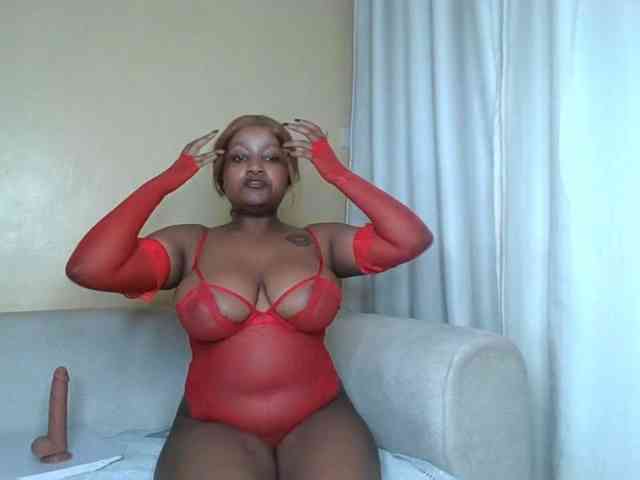 Busty-Bree
