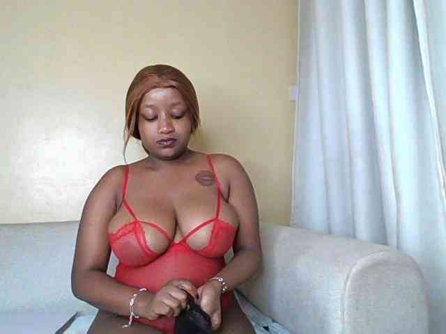 Busty-Bree