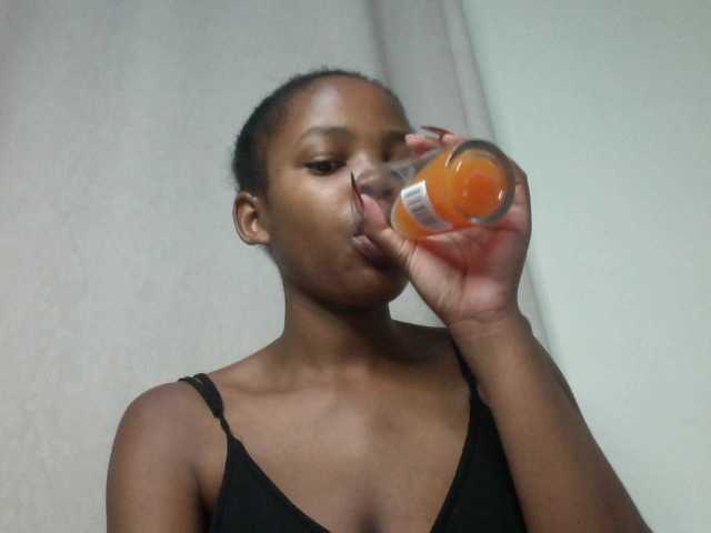 Misty-shee live cam on BongaCams