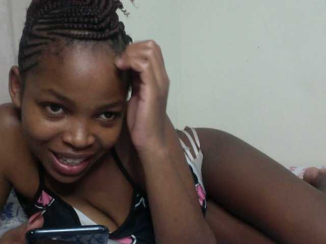 Misty-shee live cam on BongaCams