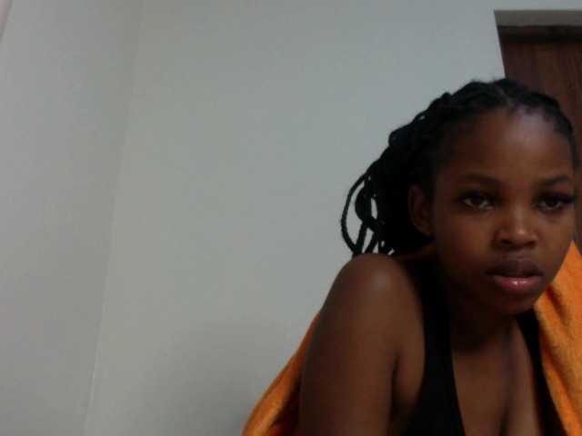 Misty-shee live cam on BongaCams