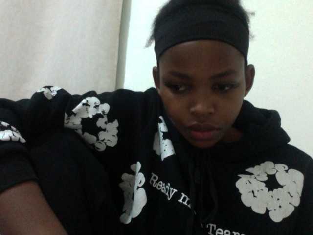 Misty-shee live cam on BongaCams