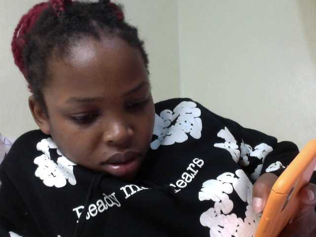 Misty-shee webcam bongacams model stream image