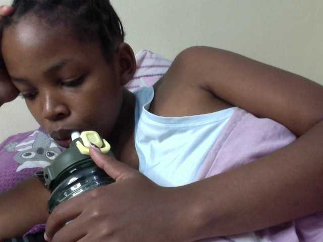 Misty-shee live cam on BongaCams