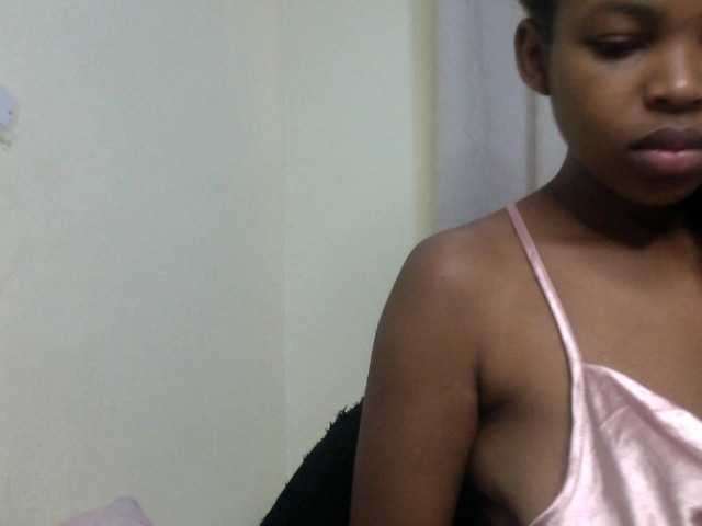 Misty-shee live cam on BongaCams
