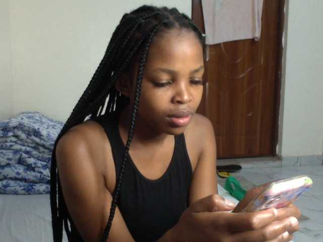 Misty-shee live cam on BongaCams