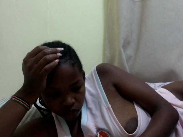 Misty-shee live cam on BongaCams