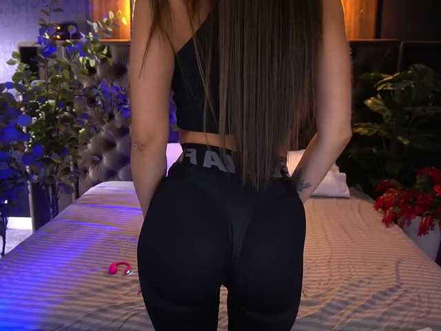 AlexaGreyyy live cam on BongaCams