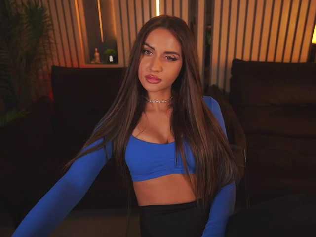 AlexaGreyyy live cam on BongaCams