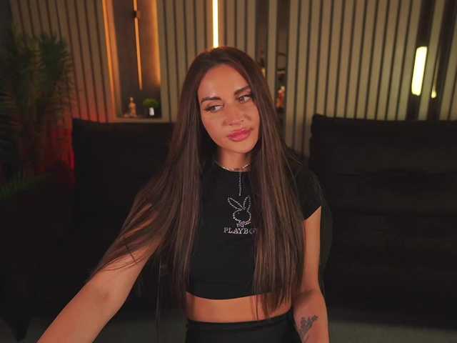 AlexaGreyyy live cam on BongaCams