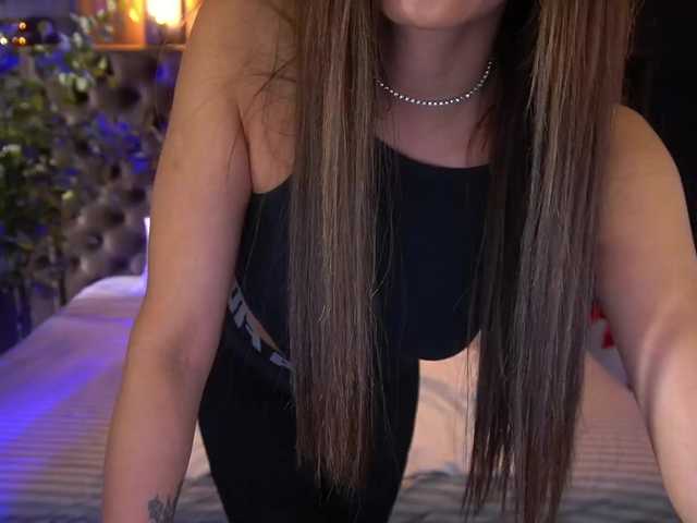 AlexaGreyyy live cam on BongaCams