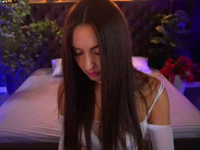 AlexaGreyyy webcam