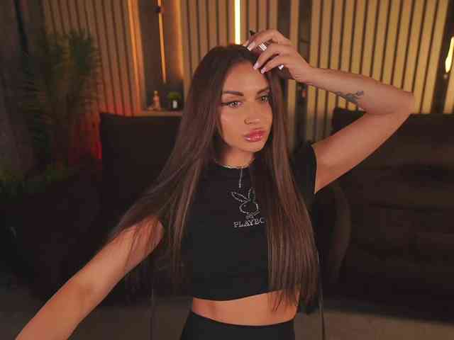 AlexaGreyyy webcam