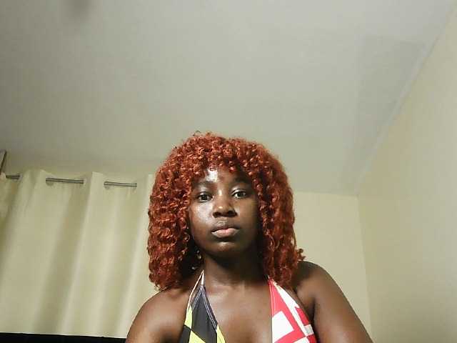 Sweetbuty live cam on BongaCams