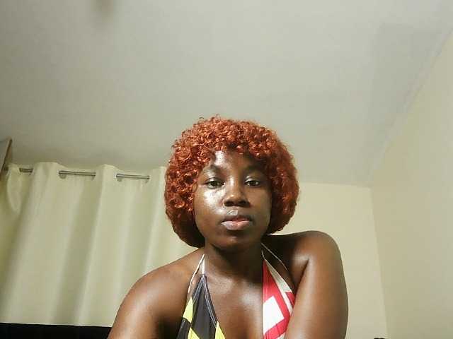 Sweetbuty live cam on BongaCams