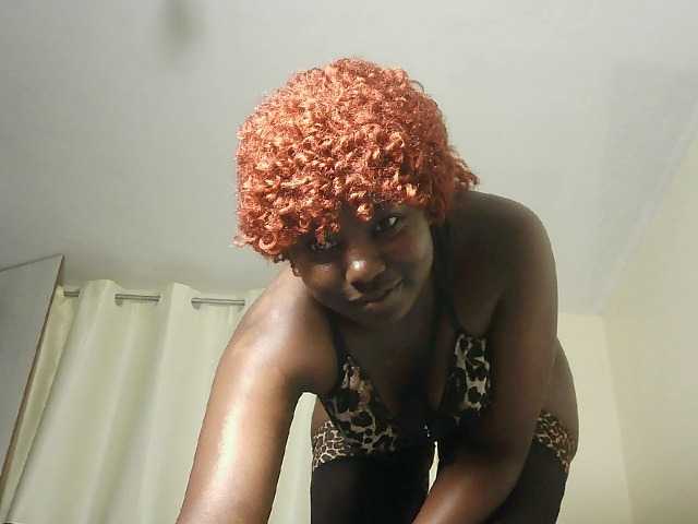 Sweetbuty live cam on BongaCams