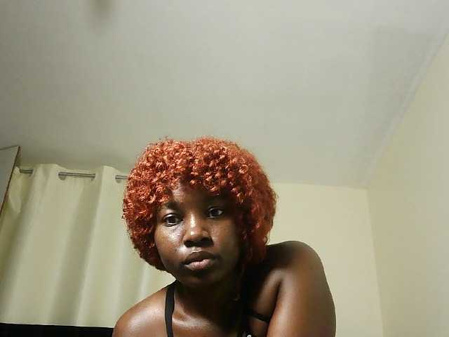 Sweetbuty live cam on BongaCams