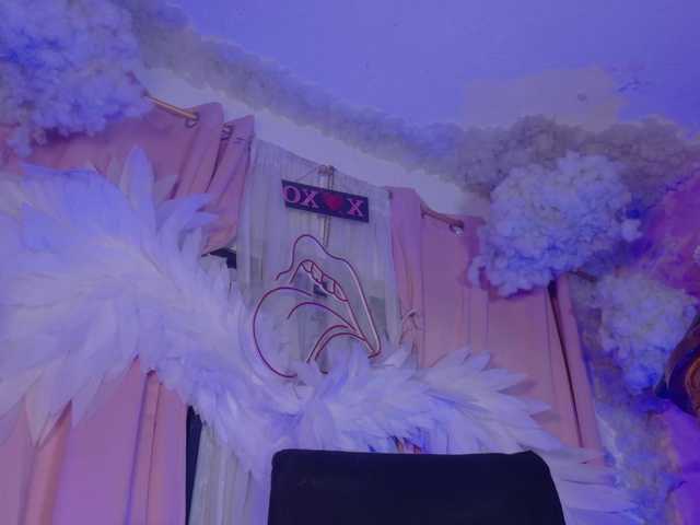 luxy-ary live cam preview