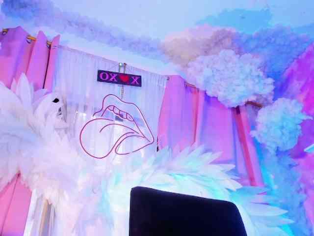 luxy-ary Sex Cam Show