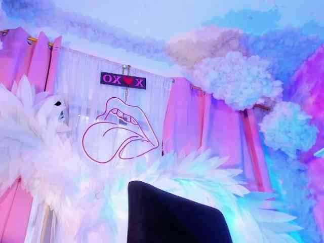 luxy-ary Sex Cam Show