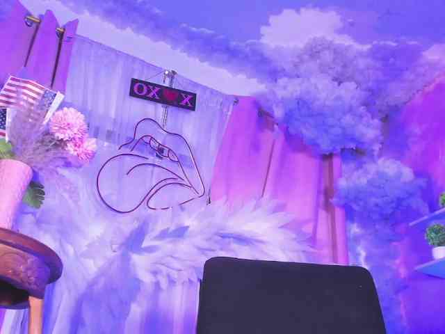 luxy-ary Sex Cam Show