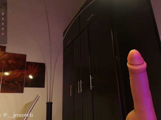 littlejenn live cam on BongaCams